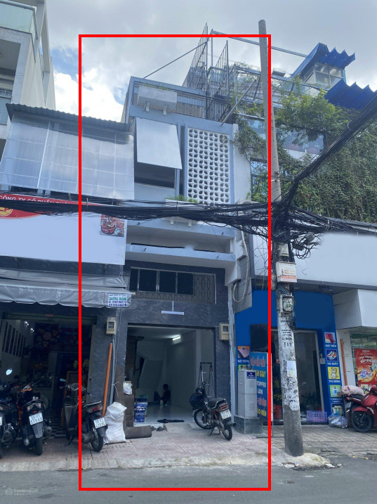 Cho thuê nhà nguyên căn MTĐ Đặng Văn Ngữ p13, quận Phú Nhuận.